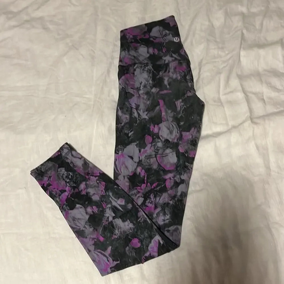 Lululemon Purple Floral Align 25in Leggings 4 - Picture 2 of 10